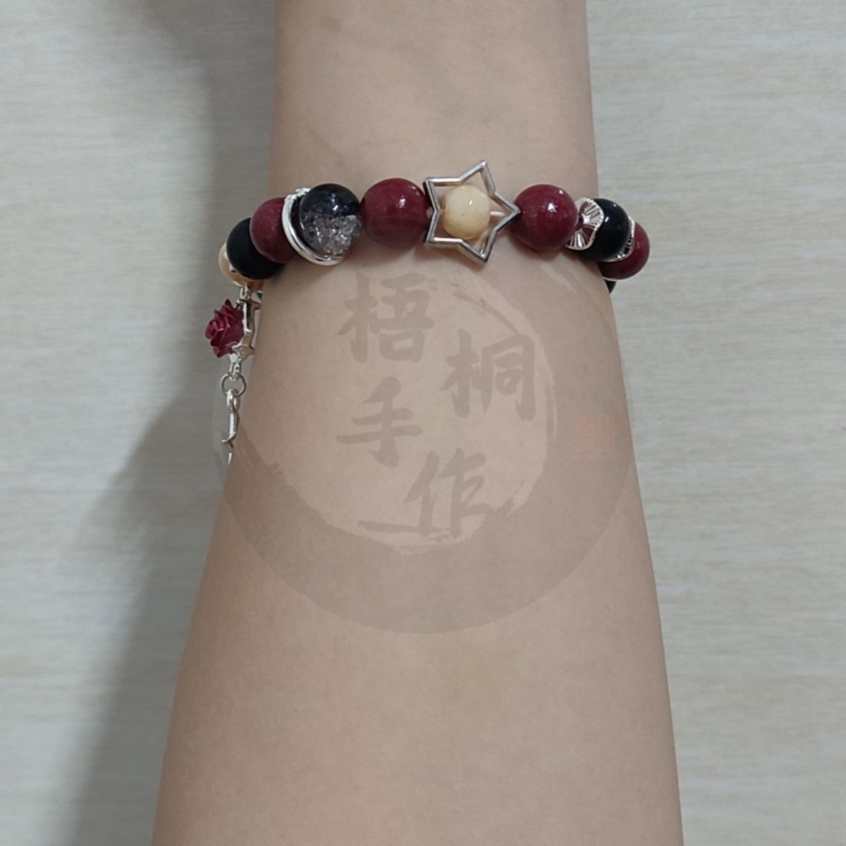Bracciale Anime The Freak Circ - Cute Anime Merchandise recensione e prezzo