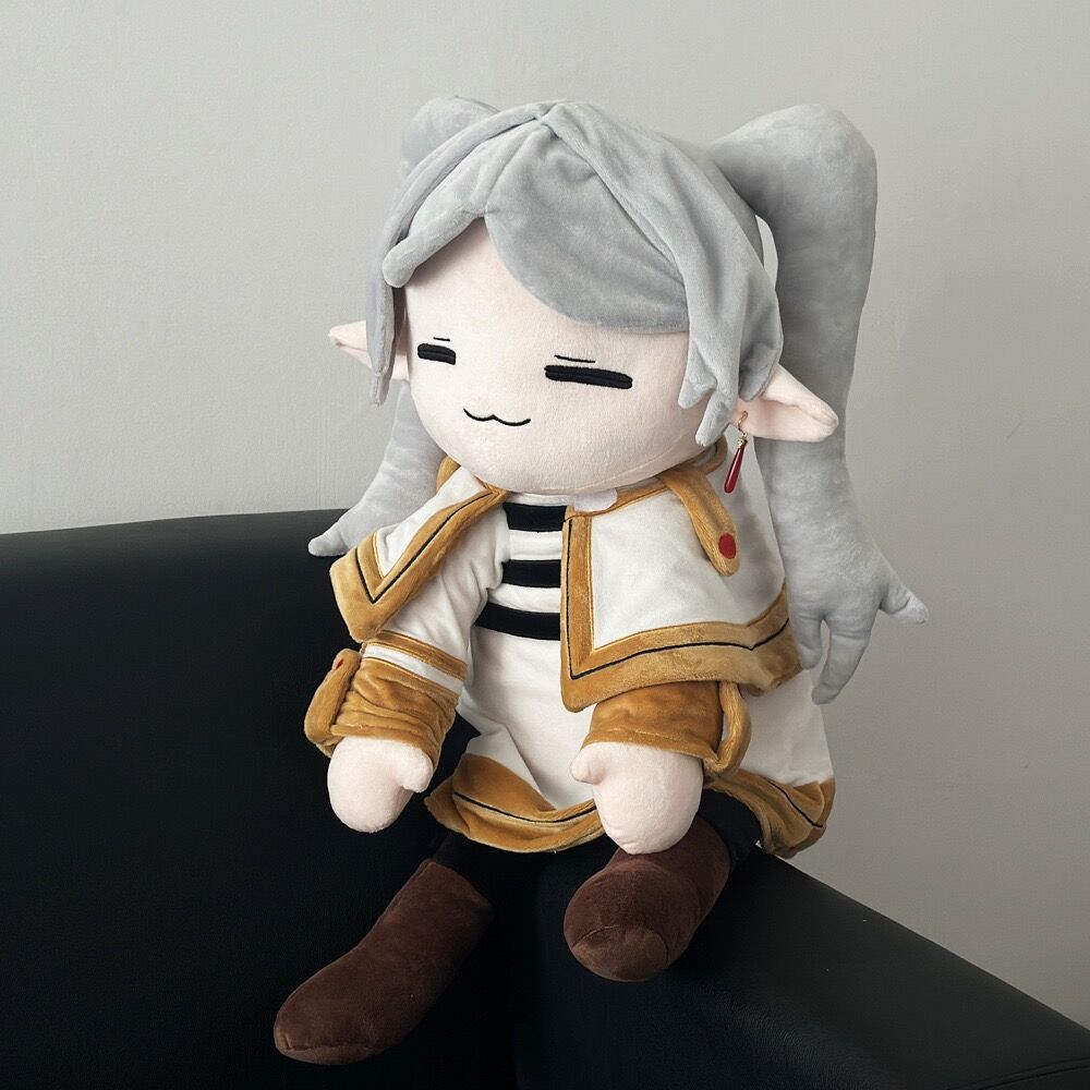 75 centimetri Frieren Peluche  - Frieren Anime Merchandise recensione e prezzo